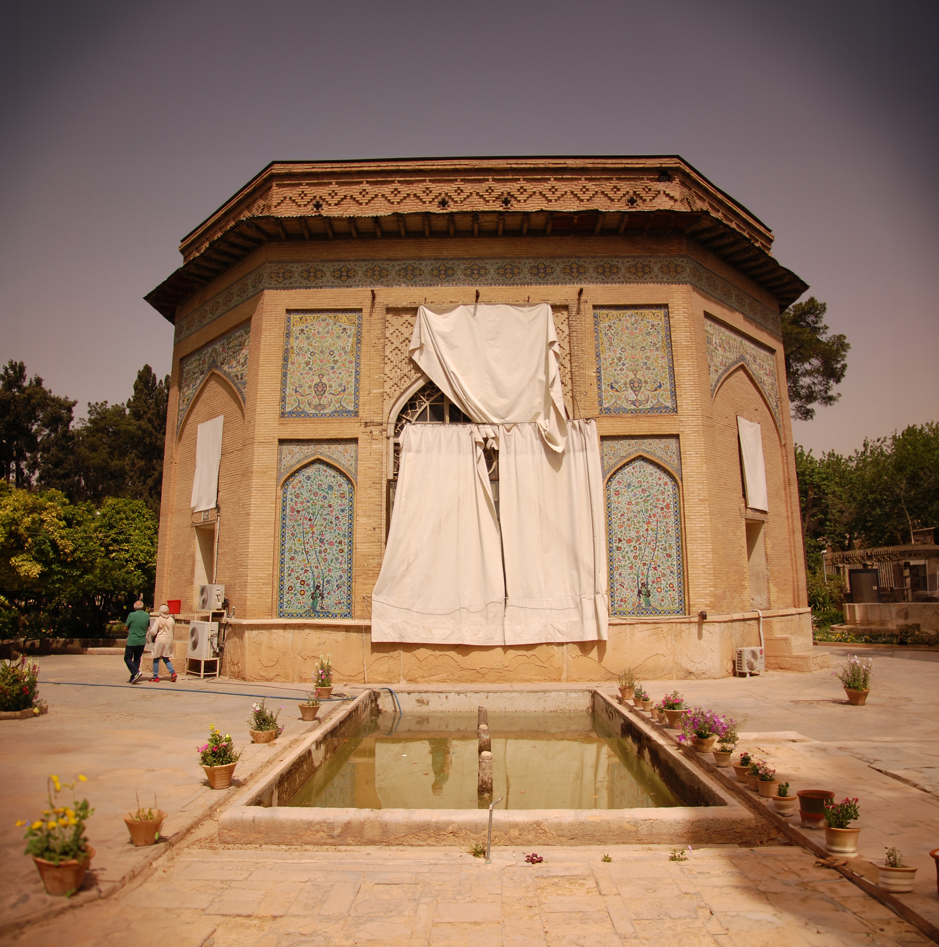 A Climatic Re reading Of The Persian Garden Architectural Histories